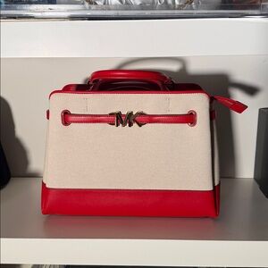 Michael Kors, Leather